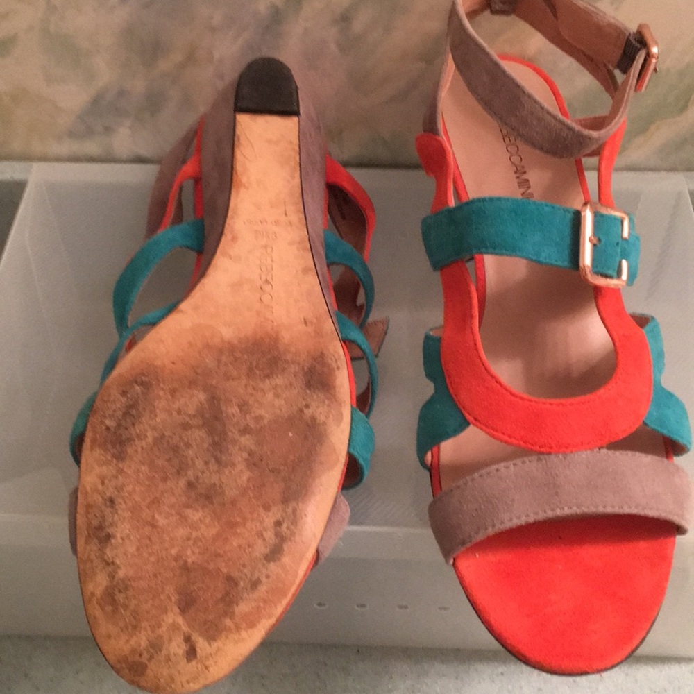 Shoes - Picture 3 of 5